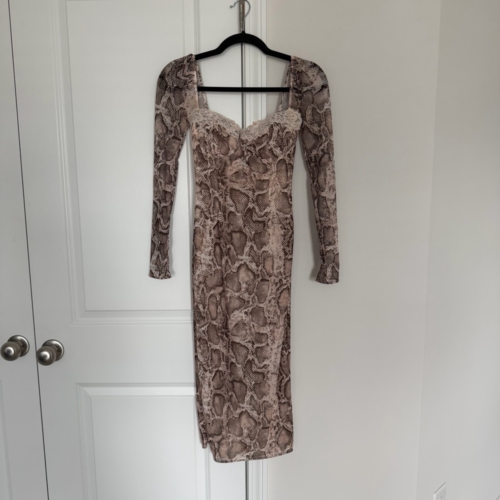 House of CB Seraphina Snake Print Corset Dress - Picture 3 of 10